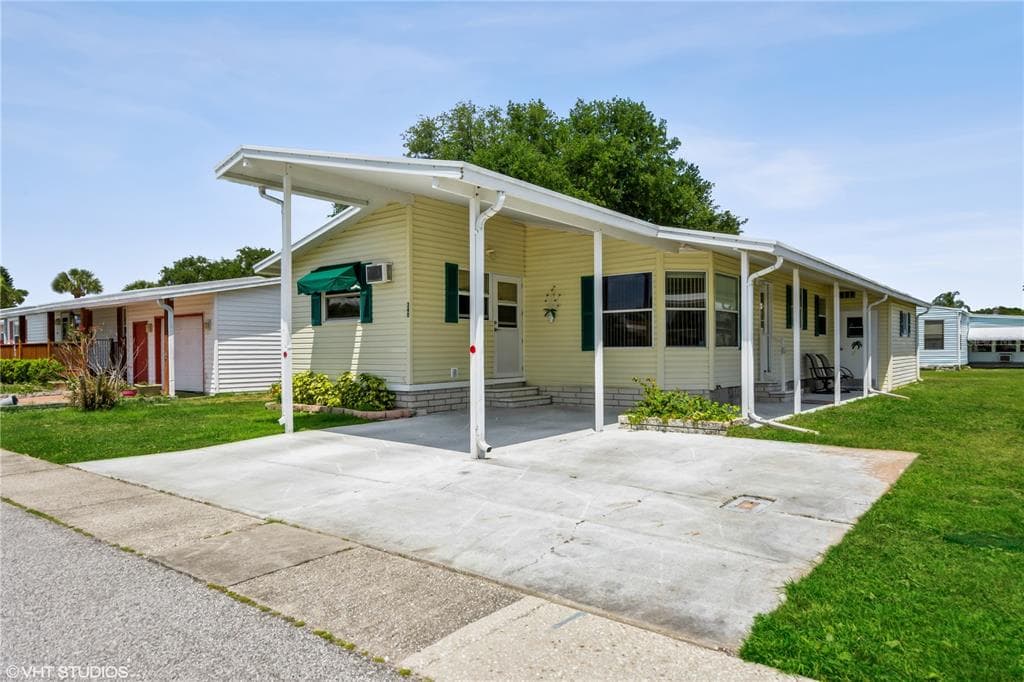 340 CANAL WAY OLDSMAR, FL 34677