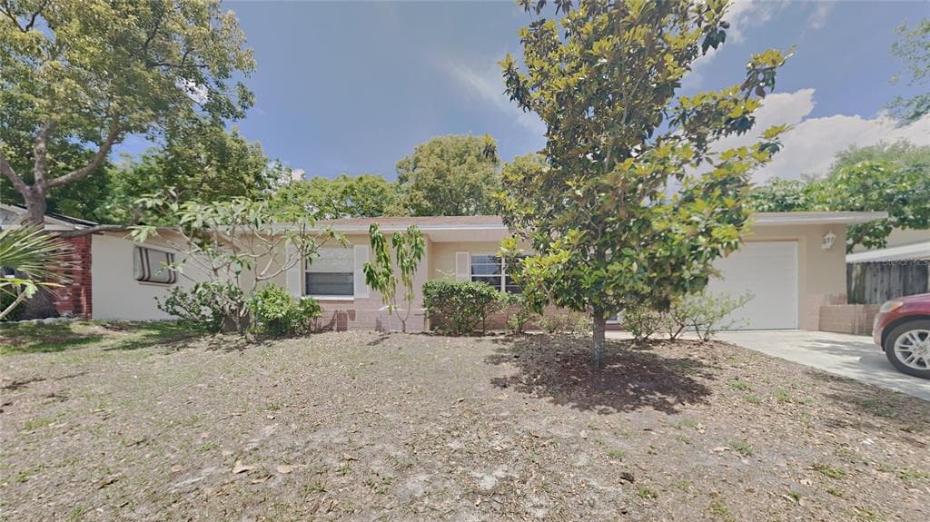 6121 7TH AVENUE NEW PORT RICHEY, FL 34653
