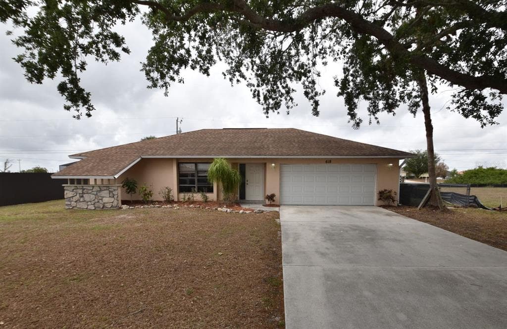 618 NE JUANITA COURT CAPE CORAL, FL 33909