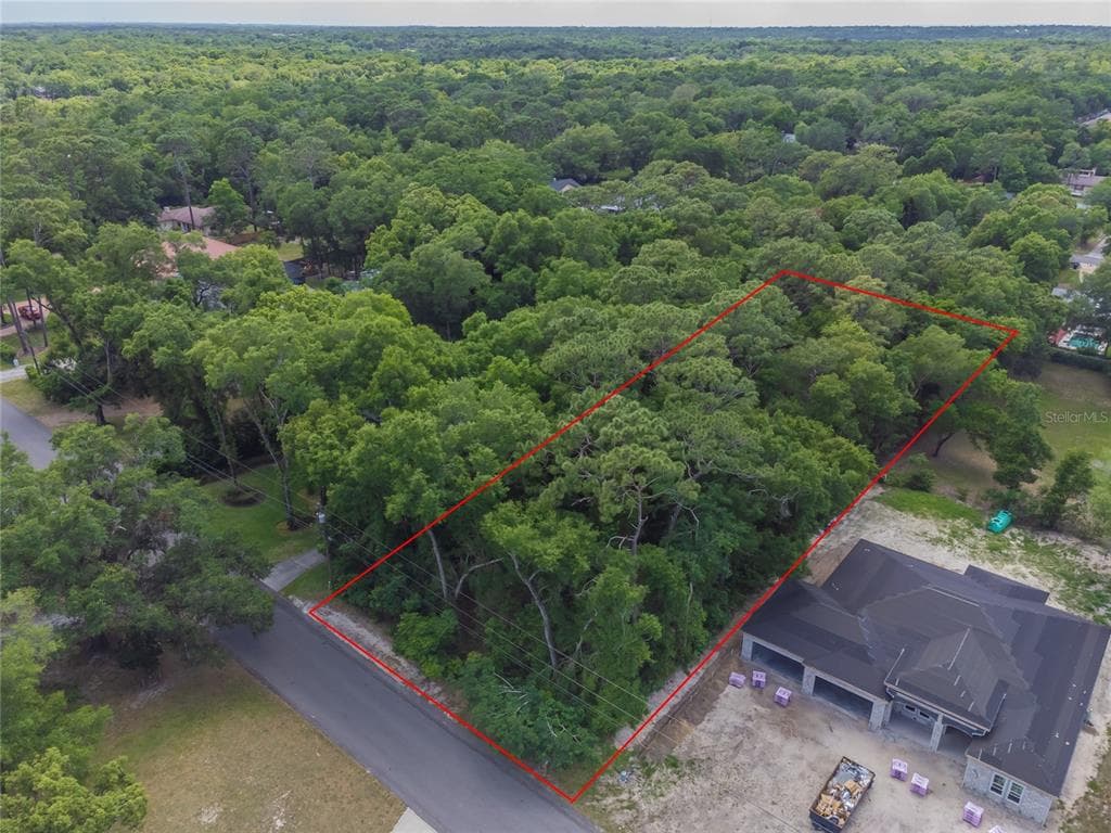 820 HEMLOCK DRIVE APOPKA, FL 32712