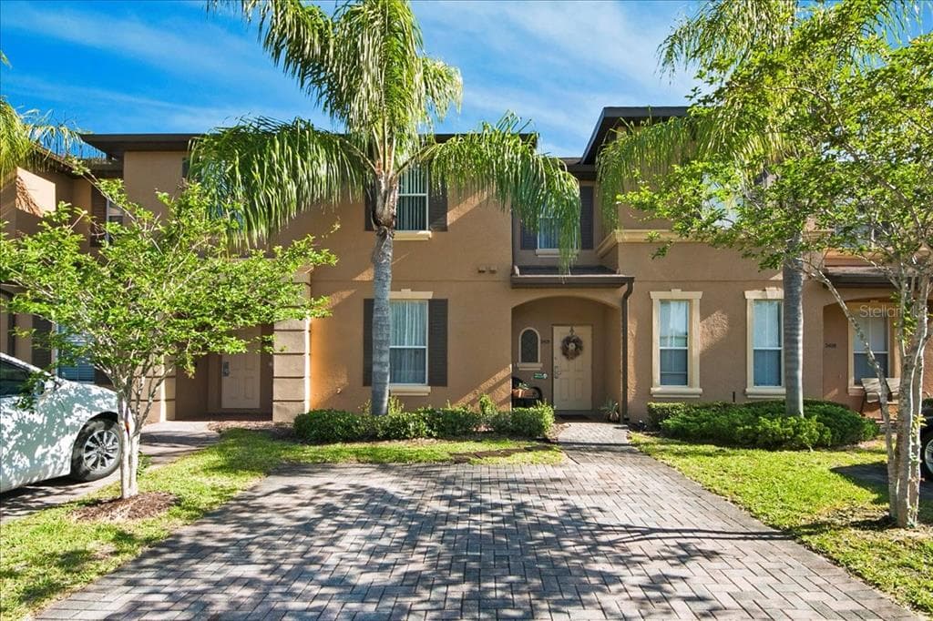 2418 CALABRIA AVENUE DAVENPORT, FL 33897