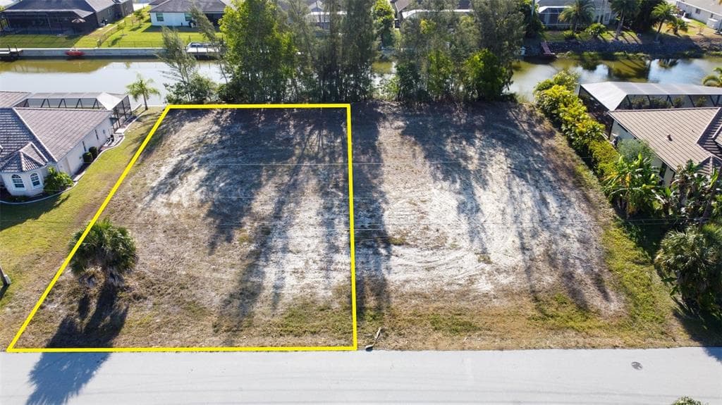 3821 SW 11TH COURT CAPE CORAL, FL 33914