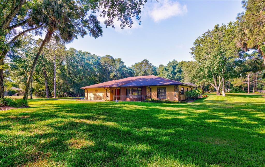 25430 OAKS BOULEVARD LAND O LAKES, FL 34639