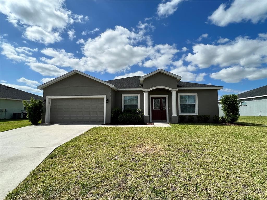 2597 HIGHLANDS CREEK WAY LAKELAND, FL 33813