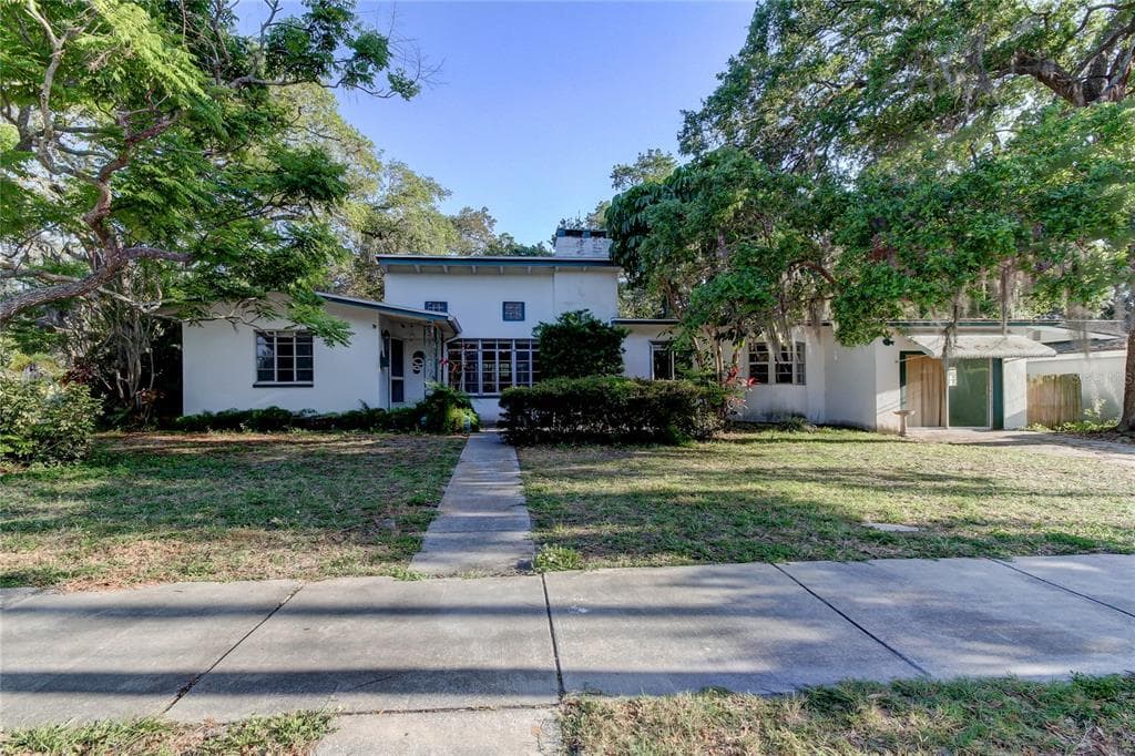 263 FLORIDA AVENUE DUNEDIN, FL 34698