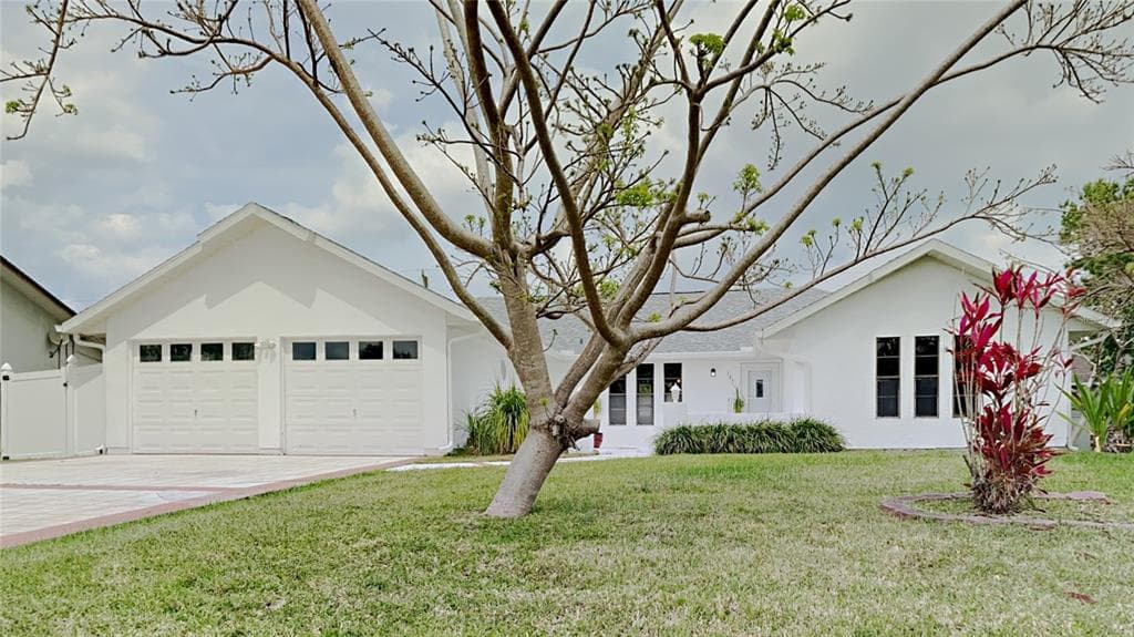 147 KREFELD ROAD NW PALM BAY, FL 32907