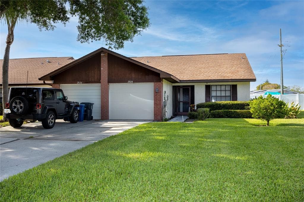2024 SAGINAW COURT OLDSMAR, FL 34677