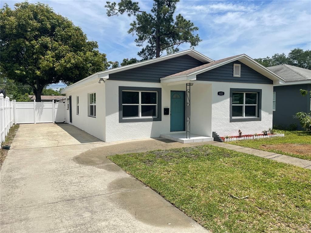 633 47TH AVENUE N ST PETERSBURG, FL 33703