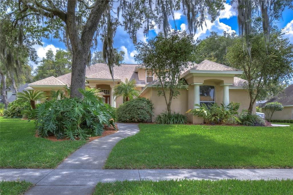 5129 SYLVAN OAKS DRIVE VALRICO, FL 33596
