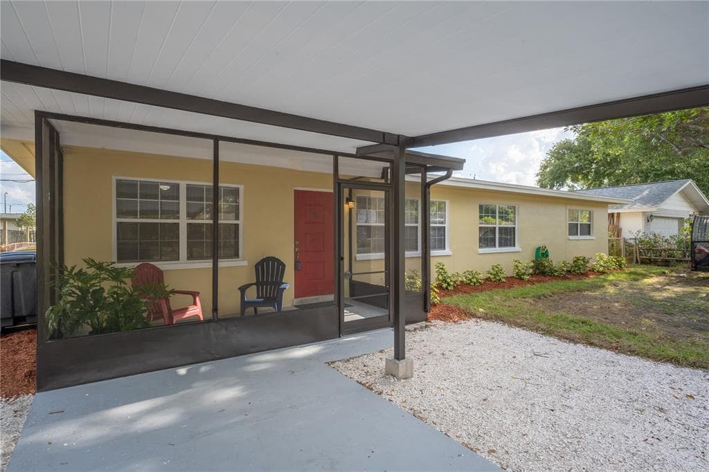 2459 CHAUCER STREET CLEARWATER, FL 33765