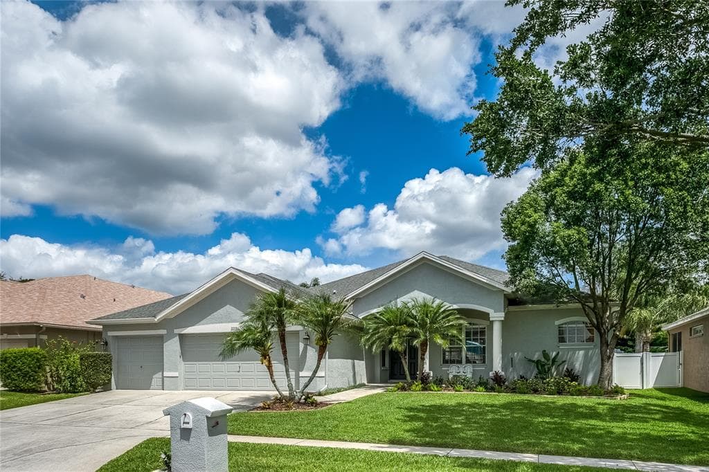 2226 GOLF MANOR BOULEVARD