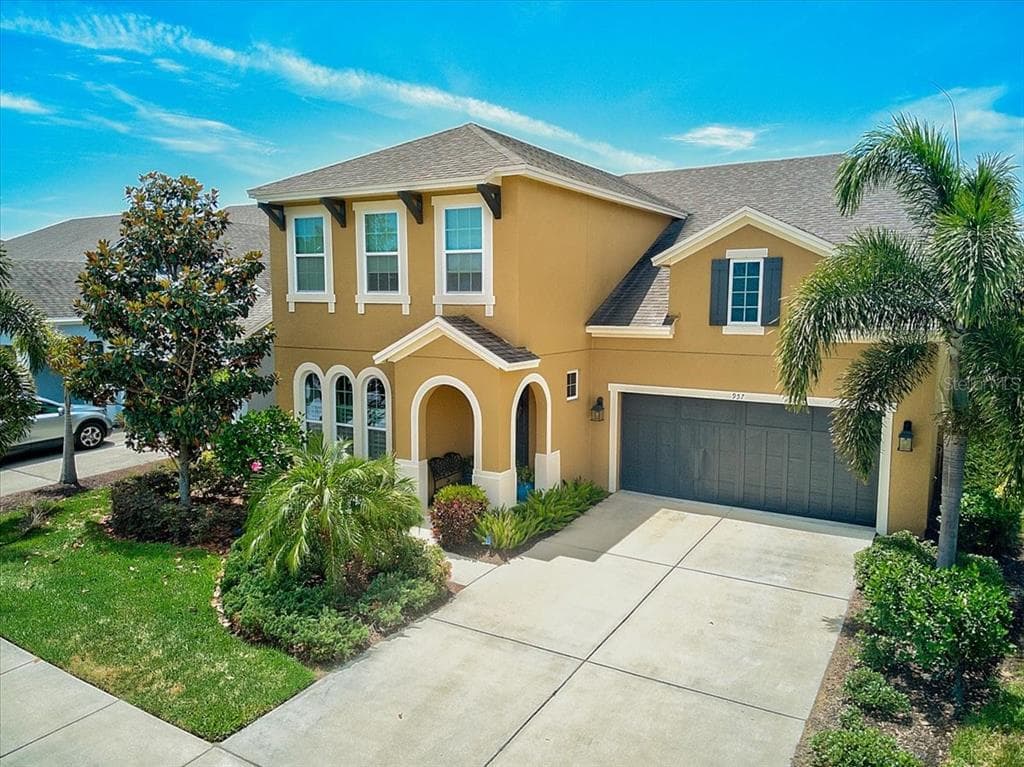 957 MOLLY CIRCLE SARASOTA, FL 34232