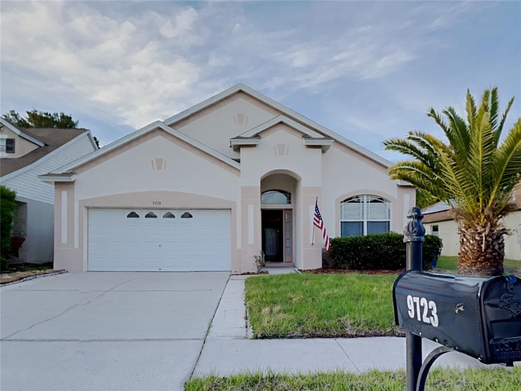 9723 RIVERCHASE DRIVE NEW PORT RICHEY, FL 34655
