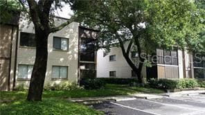 11822 RAINTREE LAKE LANE UNIT B TEMPLE TERRACE, FL 33617