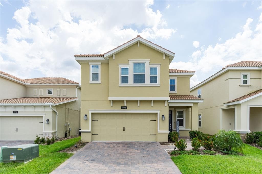 1103 TRAPPERS TRAIL LOOP DAVENPORT, FL 33896