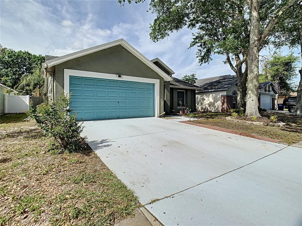 24922 JOINER COURT LUTZ, FL 33559