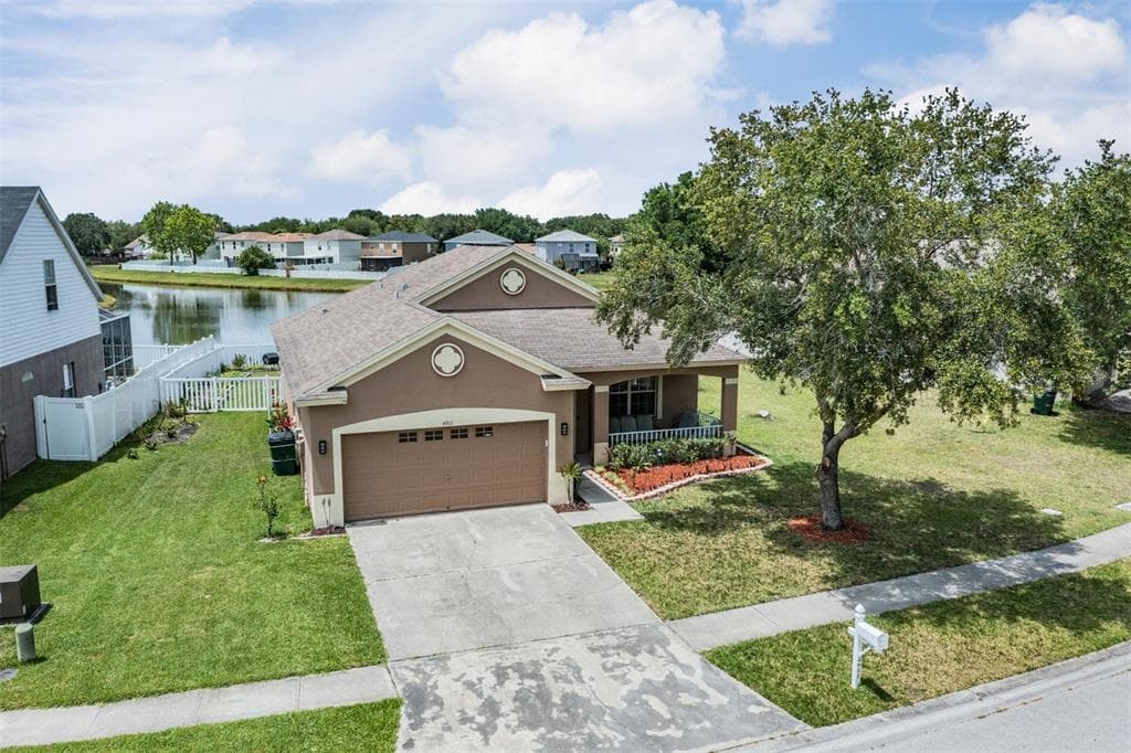 4911 WHISTLING PINES COURT WESLEY CHAPEL, FL 33545
