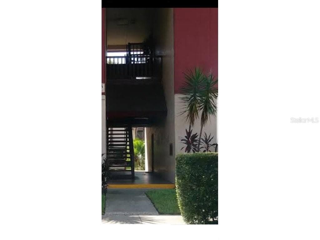 3869 S LAKE DRIVE UNIT 145 TAMPA, FL 33614