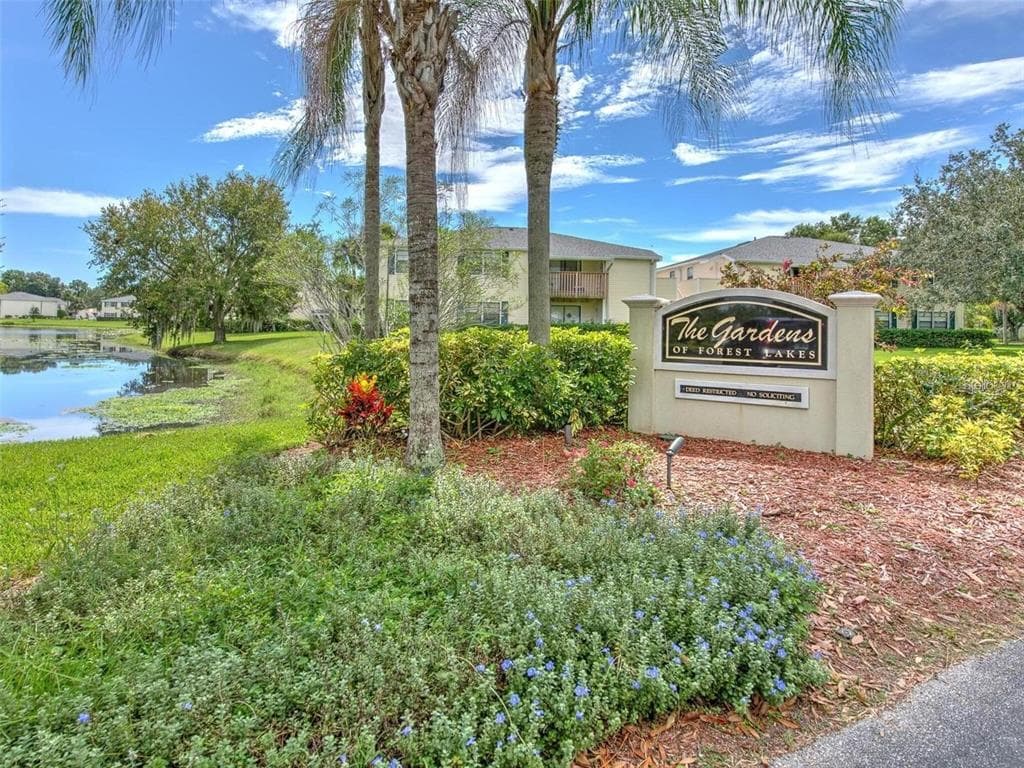 122 LOBLOLLY COURT UNIT A OLDSMAR, FL 34677