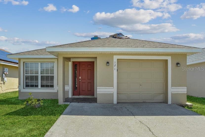 121 OWENSHIRE CIRCLE KISSIMMEE, FL 34744