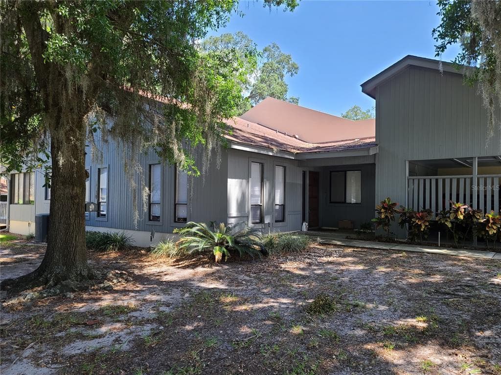 363 SWEETBRIAR LANE UNIT 21A LAKELAND, FL 33813