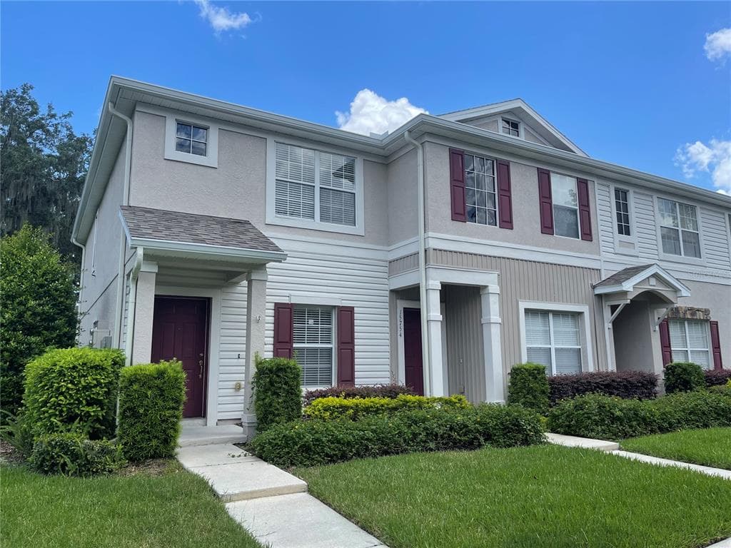 15752 FISHHAWK FALLS DRIVE LITHIA, FL 33547