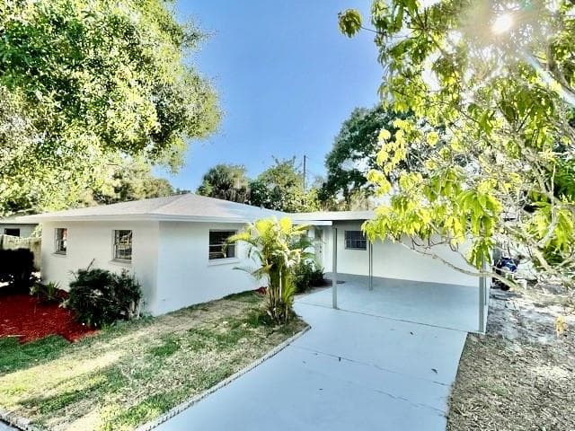 2743 FOUNTAIN PLACE SARASOTA, FL 34235