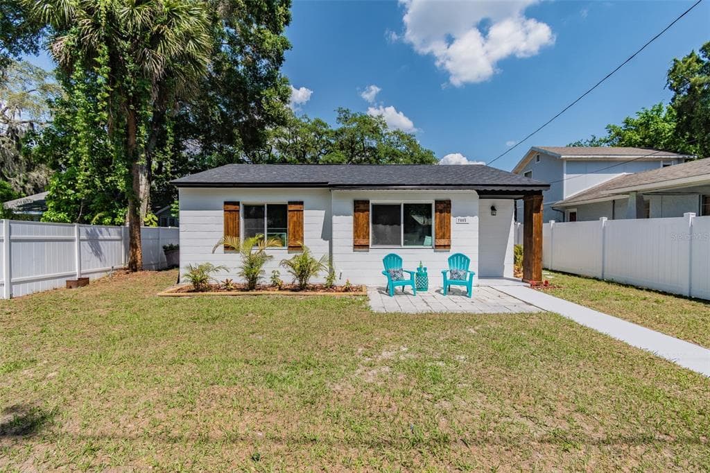 7005 N DUNCAN AVENUE TAMPA, FL 33604