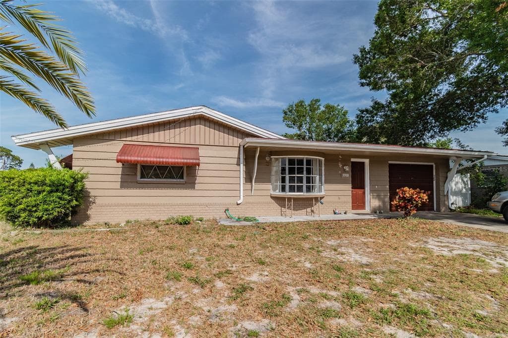 3308 WILLIAMSBURG LOOP