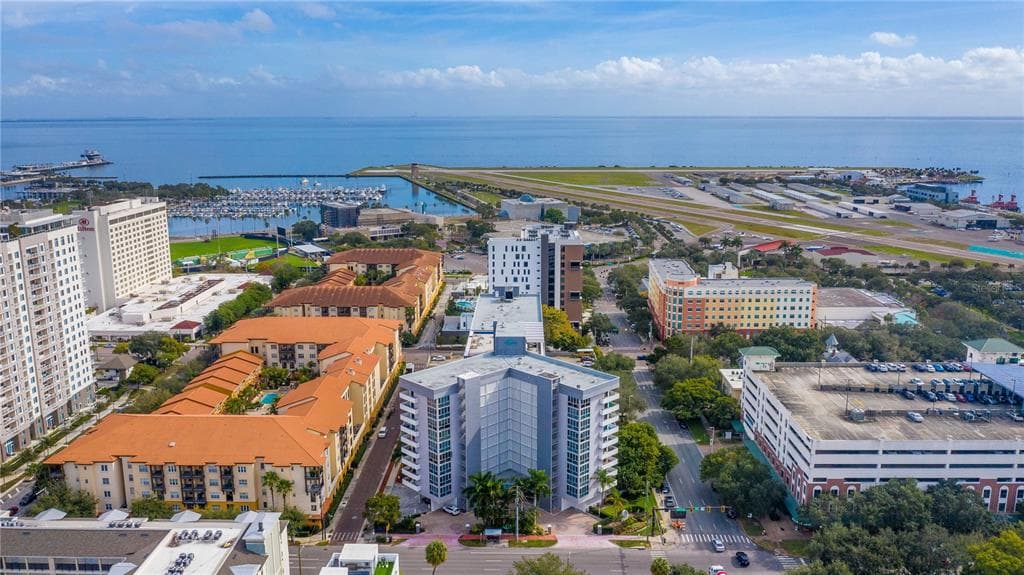 470 3RD STREET S UNIT 504 ST PETERSBURG, FL 33701