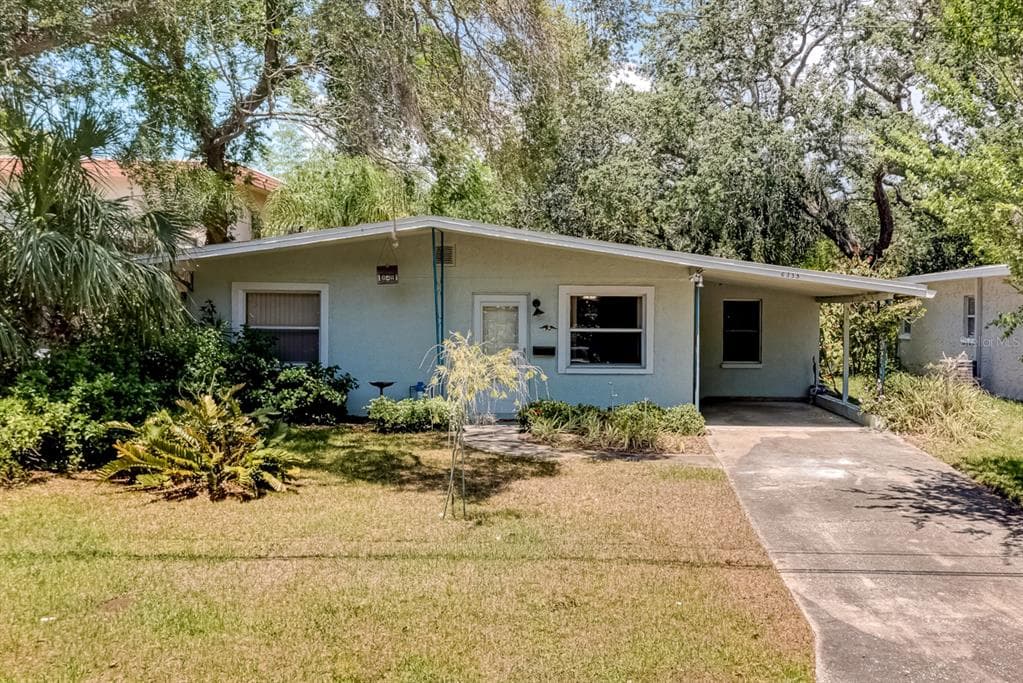 6335 EMERSON AVENUE S ST PETERSBURG, FL 33707