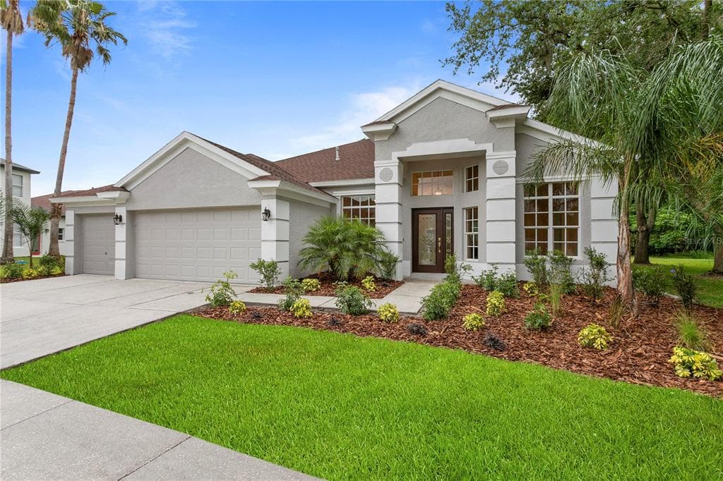 1452 YARDLEY DRIVE WESLEY CHAPEL, FL 33544