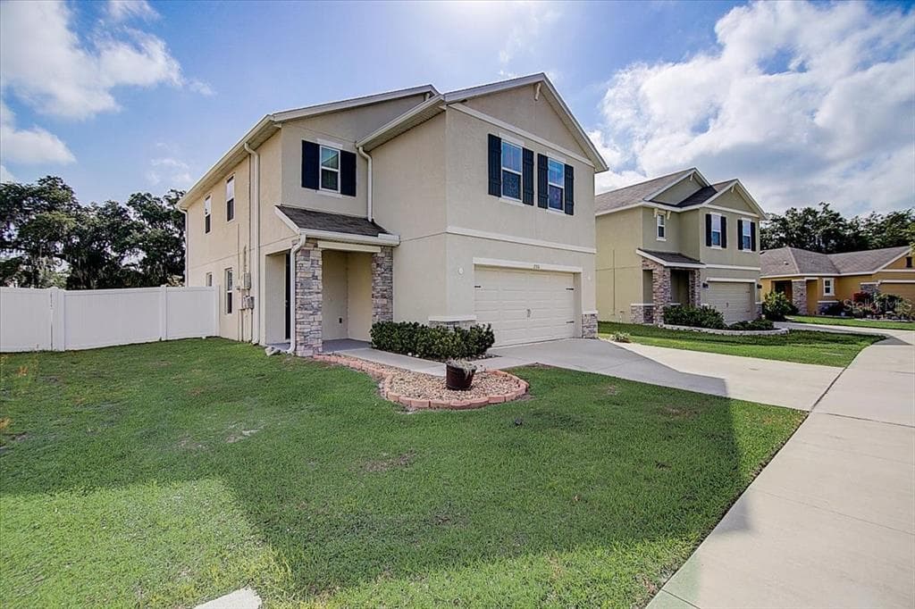 2310 ASHBERRY RIDGE DRIVE PLANT CITY, FL 33563