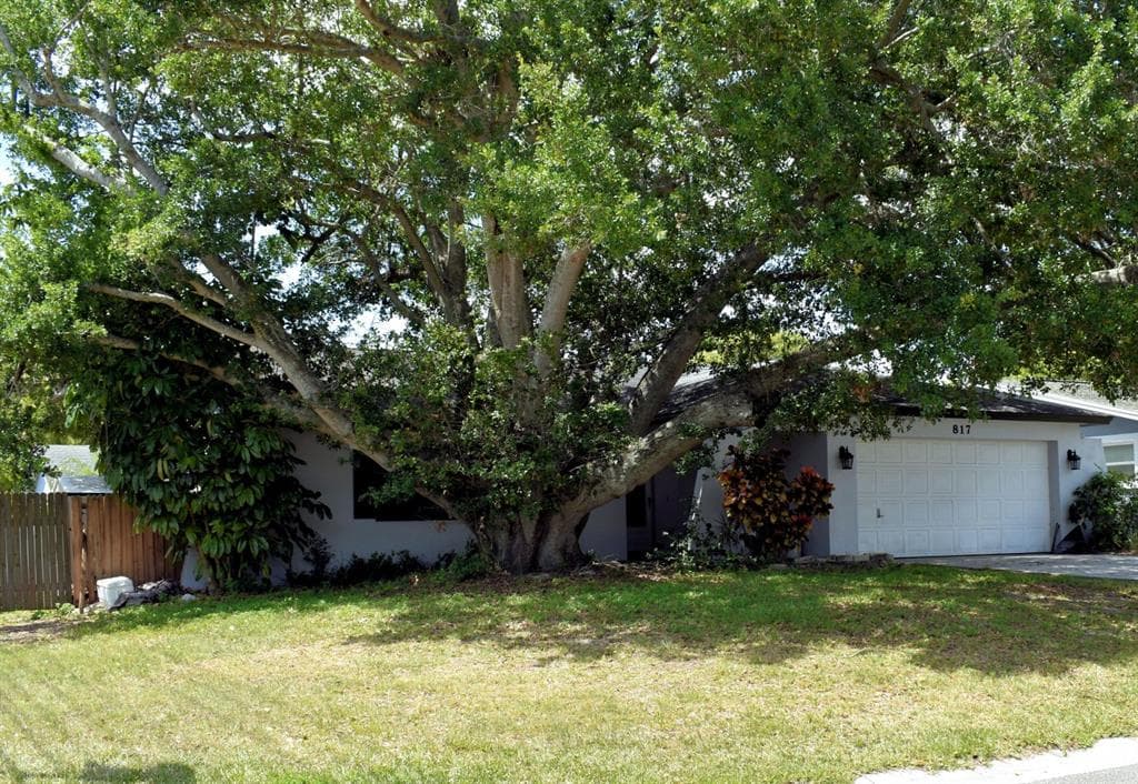817 KAREN STREET PALM HARBOR, FL 34684