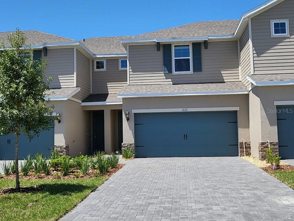 1610 BOXLEAF LANE