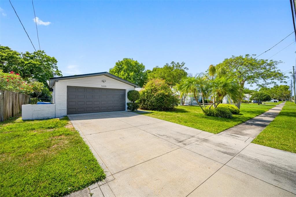 5320 DENVER STREET NE ST PETERSBURG, FL 33703
