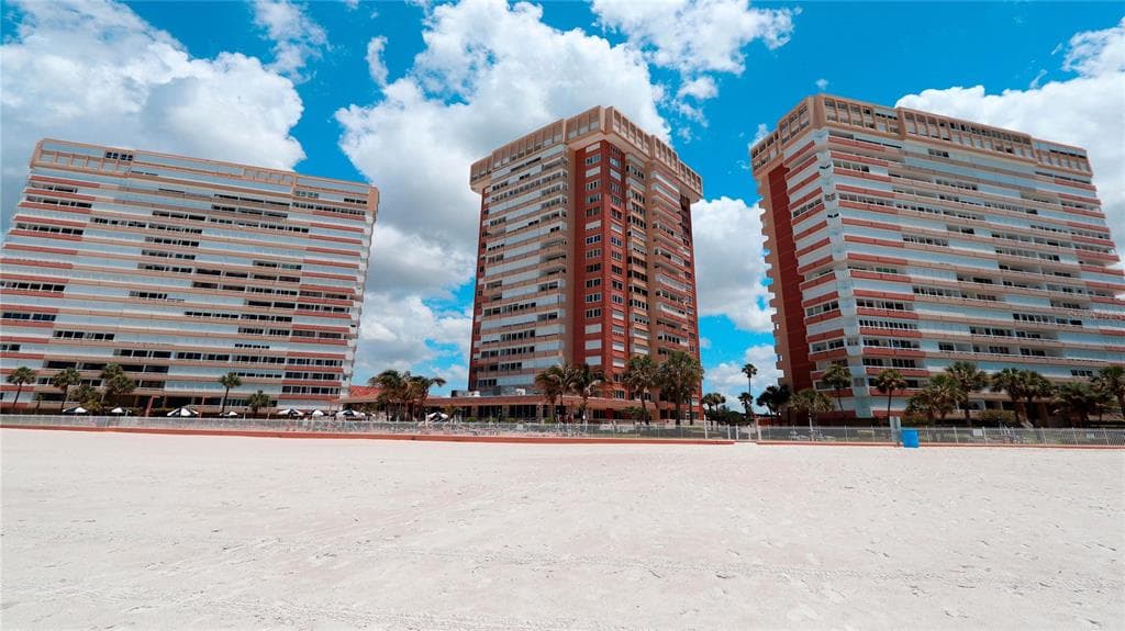 17920 GULF BOULEVARD UNIT 508 REDINGTON SHORES, FL 33708