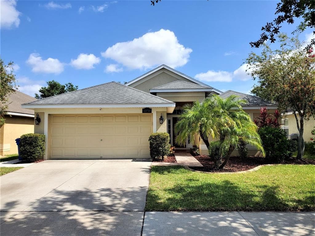 10737 STANDING STONE DRIVE WIMAUMA, FL 33598