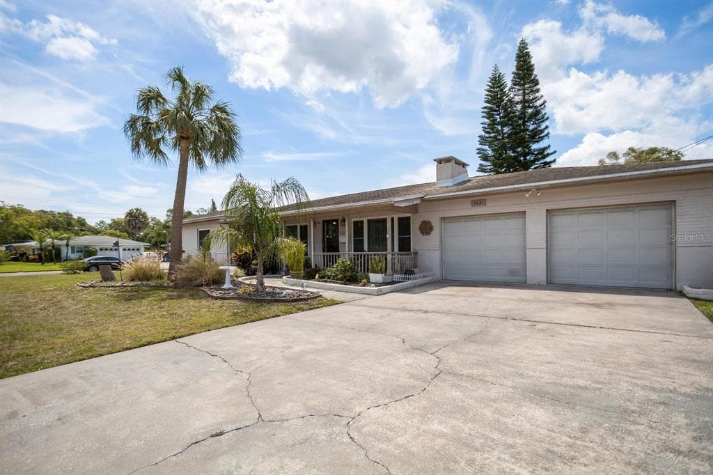 2051 MCKINLEY STREET CLEARWATER, FL 33765