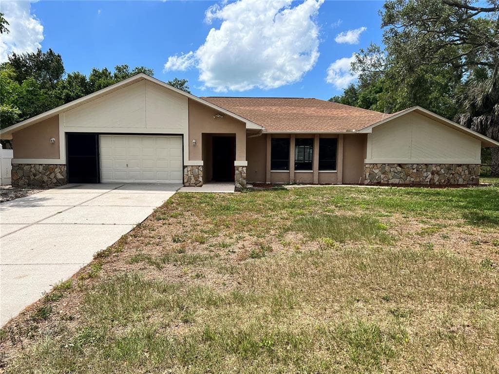 1339 LEEWARD AVENUE SPRING HILL, FL 34606