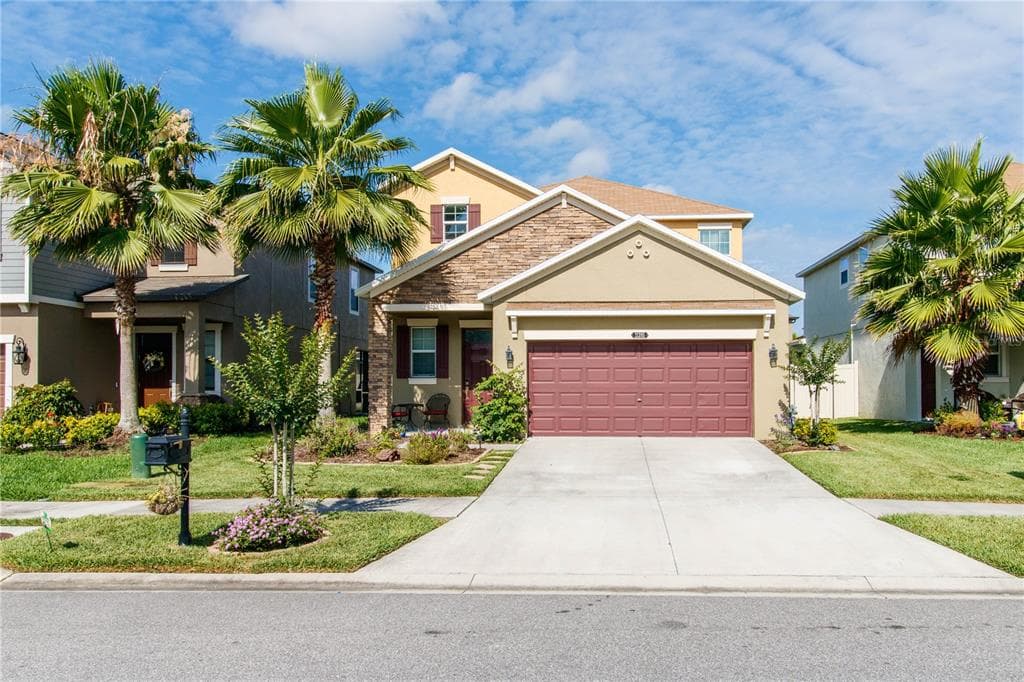 21395 WISTFUL YEARN DR LAND O LAKES, FL 34637