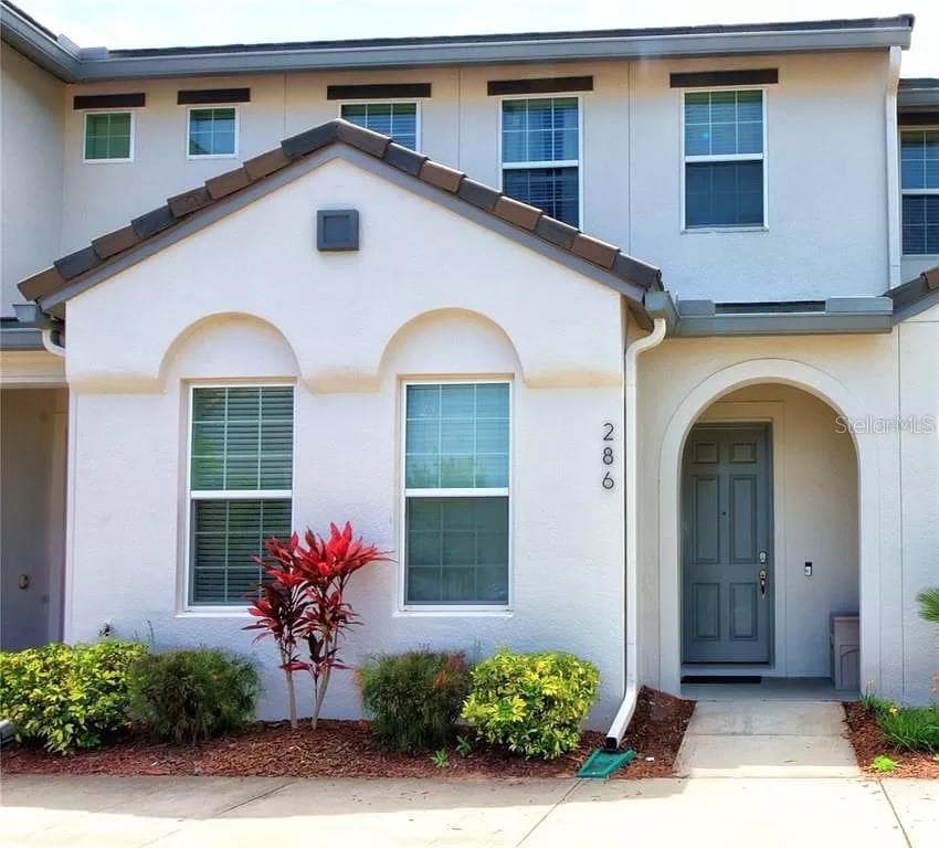 286 CAPTIVA DRIVE DAVENPORT, FL 33896