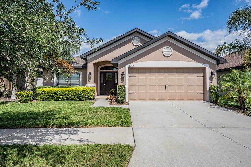 12212 AVONDALE OAK PLACE RIVERVIEW, FL 33578