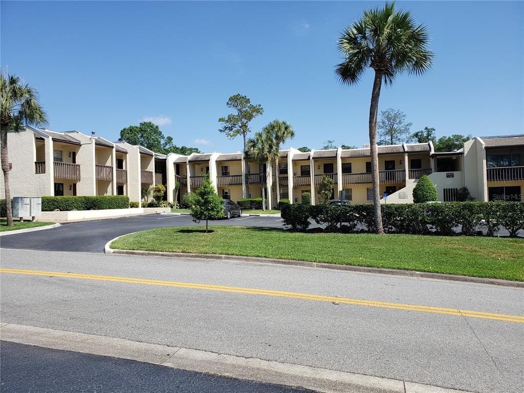 2437 NE 6TH STREET UNIT 1 OCALA, FL 34470