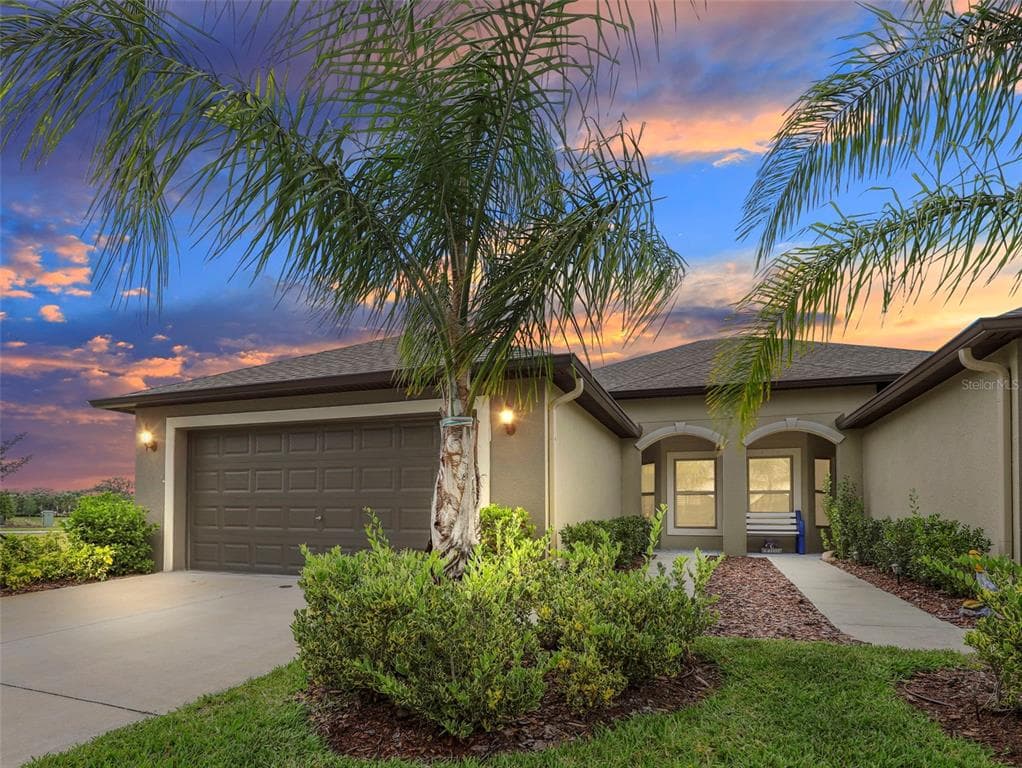 13163 CREST LAKE DRIVE HUDSON, FL 34669