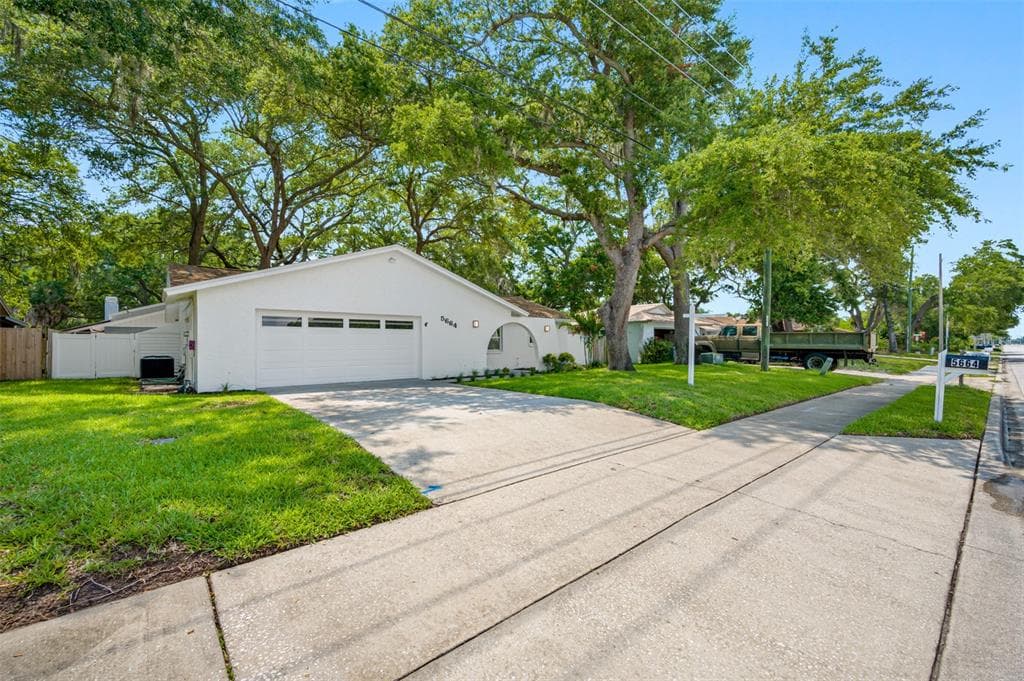5664 71ST STREET N ST PETERSBURG, FL 33709