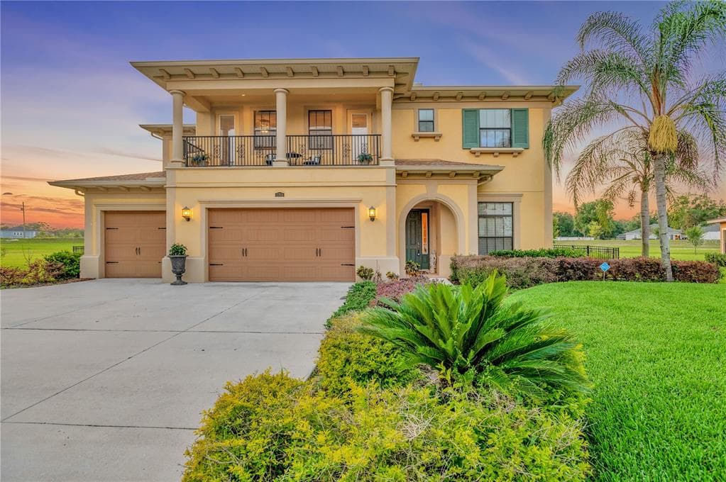 17914 HOWSMOOR PLACE LUTZ, FL 33559