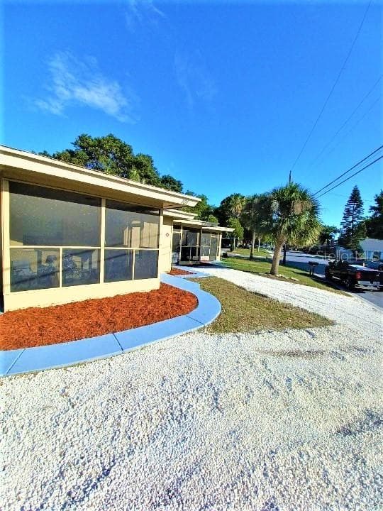 101 S EVERGREEN AVENUE UNIT B CLEARWATER, FL 33756