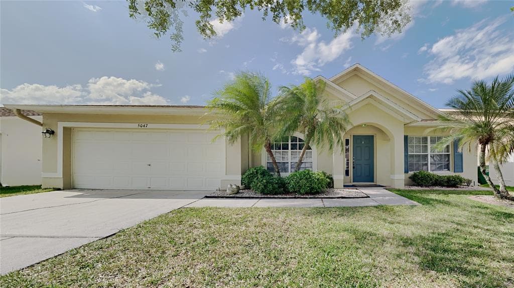 5047 NEW SAVANNAH CIRCLE WESLEY CHAPEL, FL 33545