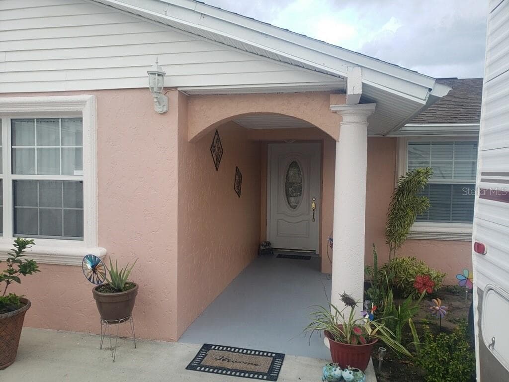 12401 KIWI AVENUE TAMPA, FL 33625